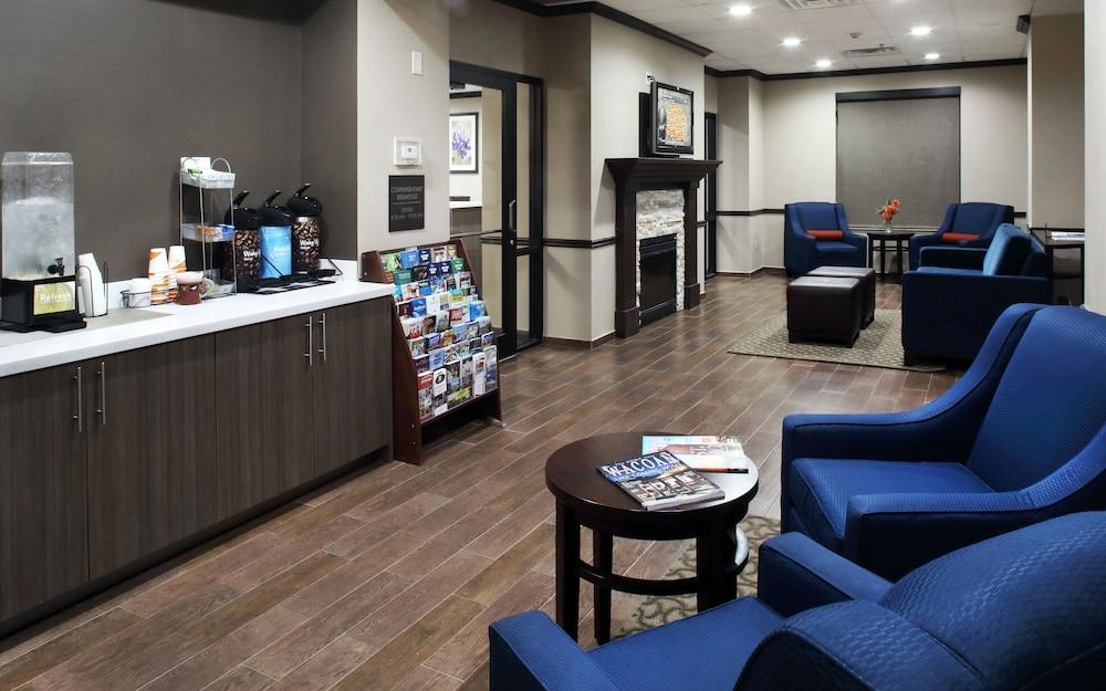 Comfort Suites Waco Near University Area Bagian luar foto